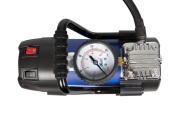 Kraft KT800033 Автомобильный компрессор Power Life ULTRA с манометром и светодиодным фонарем, 40 л/мин, 10 Атм, 12 В, 4 дополнительные насадки, в сумке